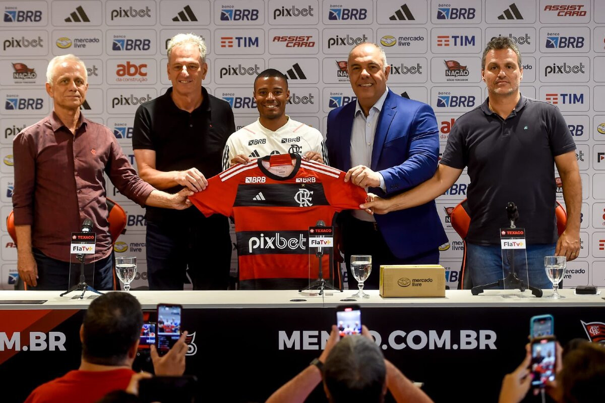  Nicolás de la Cruz no Flamengo 