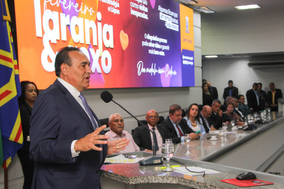 Câmara de Campo Grande inicia 11º legislatura com direito a retorno de vereador e telão digital
