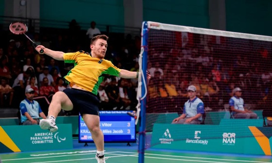 Paranaense Vitor Tavares é quarto colocado do ranking mundial na classe SH6