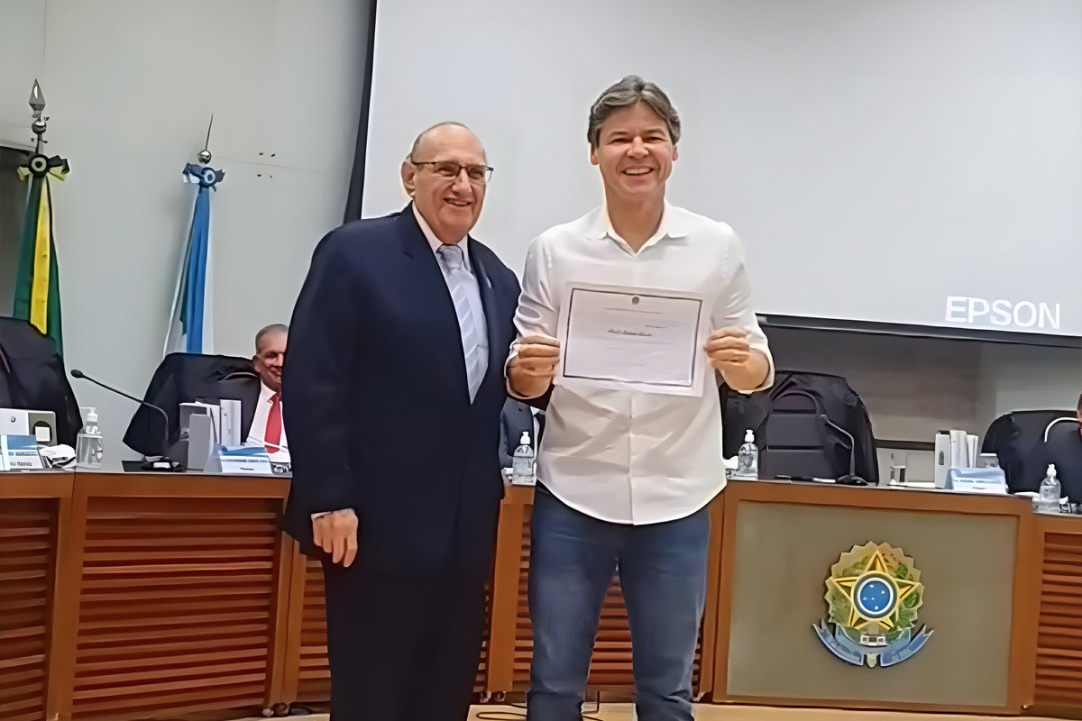 Após recontagem de votos, Paulo Duarte (PSB) retorna a Assembleia