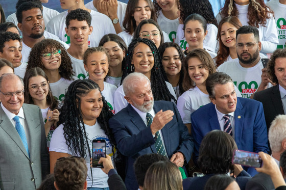 Governo expandirá rede federal de ensino, com 100 novos campi