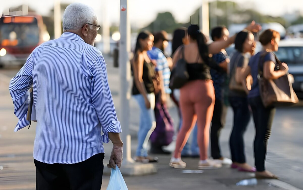 Governo antecipa décimo terceiro de aposentados e pensionistas