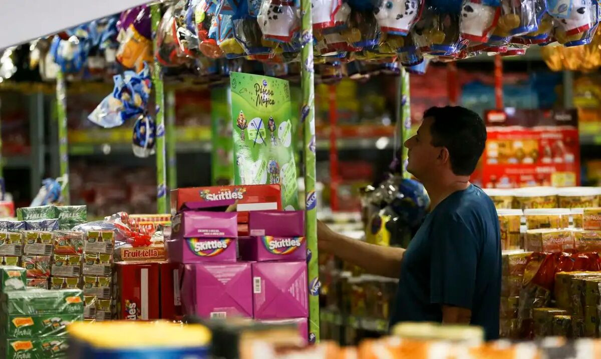 País fecha janeiro com saldo positivo de 180.395 empregos com carteira