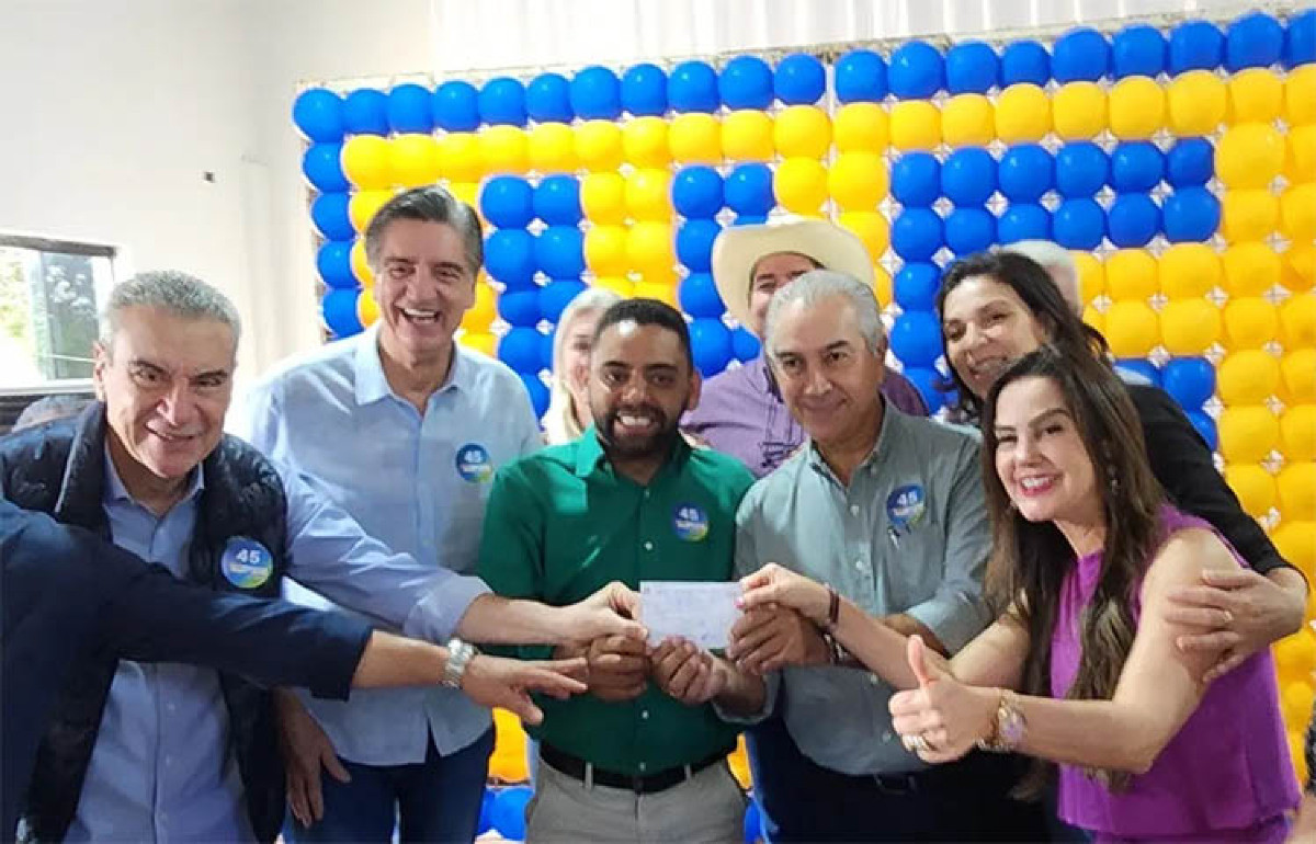 ColunaMarcoEus&eacute;bio