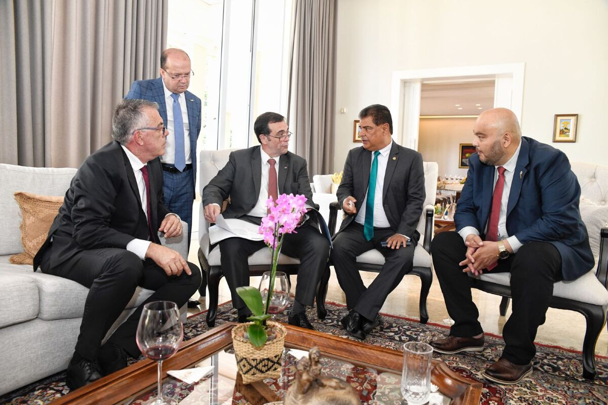 Governo de MS se reúne com embaixador do Paraguai e Ministério dos Transportes