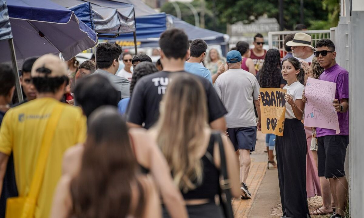 Prazo para pedir isenção da taxa de inscrição do Enem termina hoje