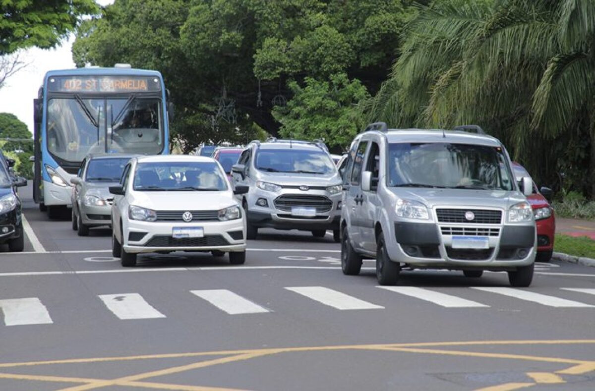 Proprietários de mais de 60 mil veículos devem pagar o licenciamento até 31 de maio