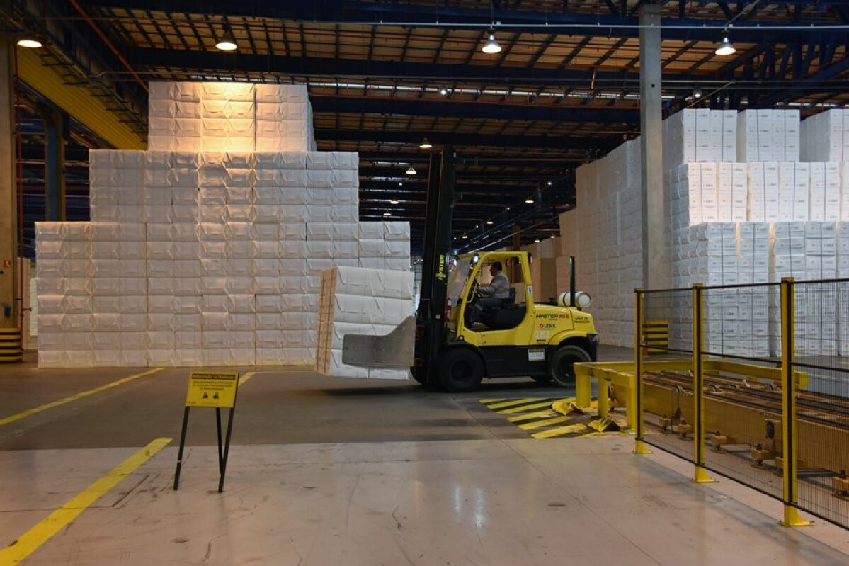 Abril supera com exportações de US$ 492 mi em produtos industrializados 