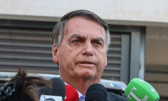 PF liga Bolsonaro a esquema para desviar mais de R$ 25 milh&otilde;es