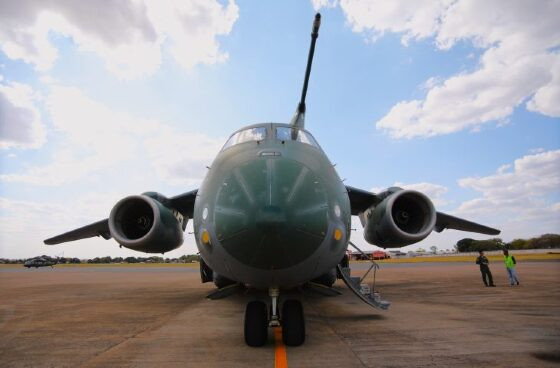 Operação Pantanal conta com aeronave adaptada para levar 12 mil litros d’água