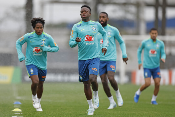 Vinicius Jr comanda o ataque do Brasil contra o Equador nesta sexta, em Curitiba