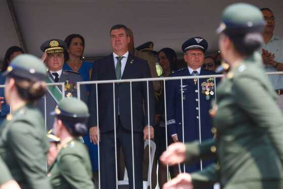 Tradicional Desfile Cívico de Campo Grande tem participação de 15 mil pessoas e Polícia Civil de fora