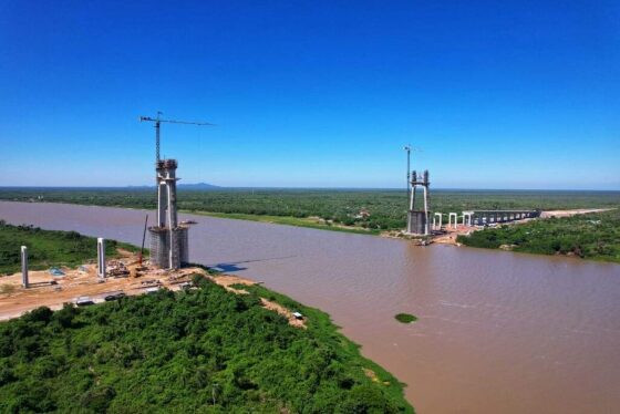 Com várias frentes de trabalho, obra da ponte da Rota Bioceânica avança no Brasil