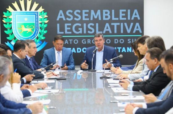 Governador Riedel e deputados debatem avanços e planejamento para o futuro de Mato Grosso do Sul