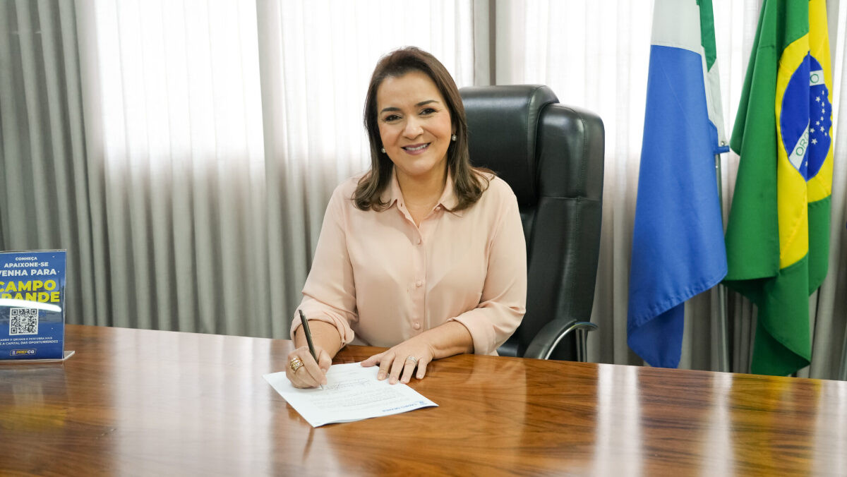 Adriane Lopes firma acordo de cooperação com Sanya para desenvolvimento estratégico