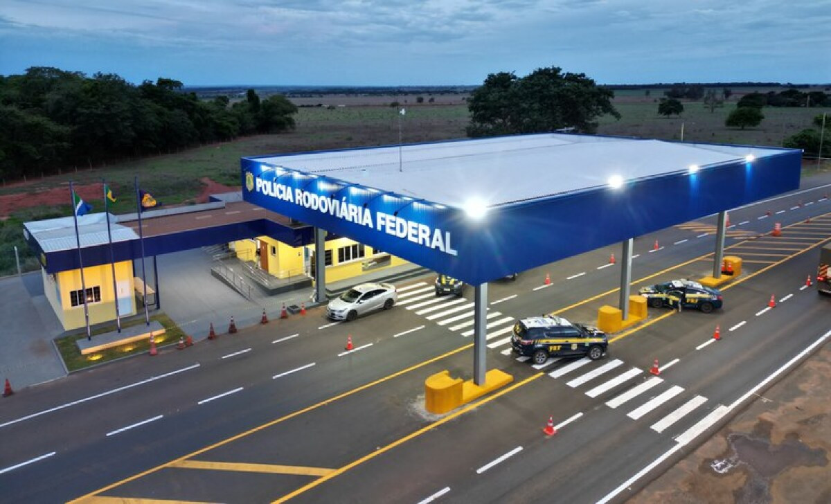 PRF inicia operação Ano Novo 2024 nas rodovias federais de Mato Grosso do Sul