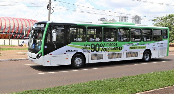 Ônibus movido 100% a GNV - MSGÁS