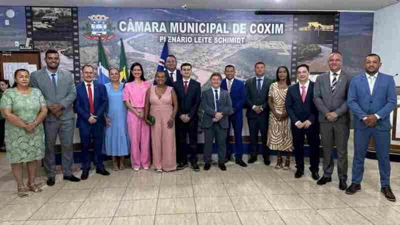 Com 12 votos favoráveis, nova Mesa Diretora é composta por Jefferson Aislan, Marcinho Souza e Lúcia da AAVC; eleição ocorreu durante a posse do prefeito e vice-prefeito.