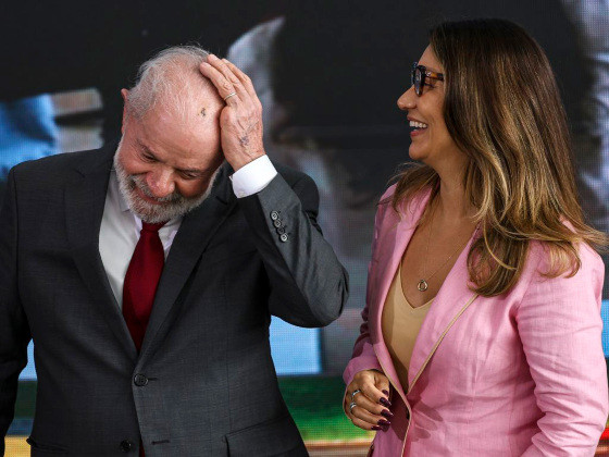 Lula diz que homens amam mais as amantes do que esposas durante discurso no Planalto