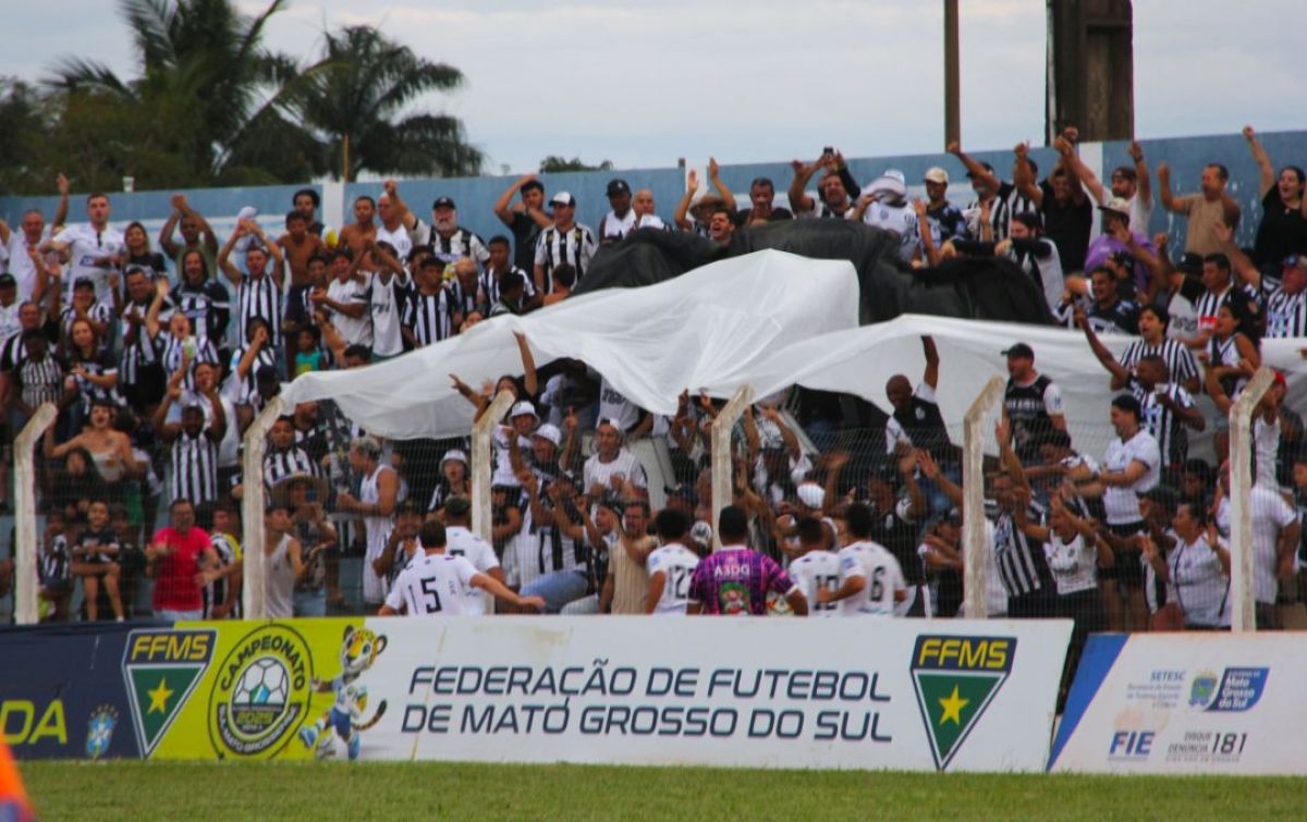 Torcedores do Operário FC 2025