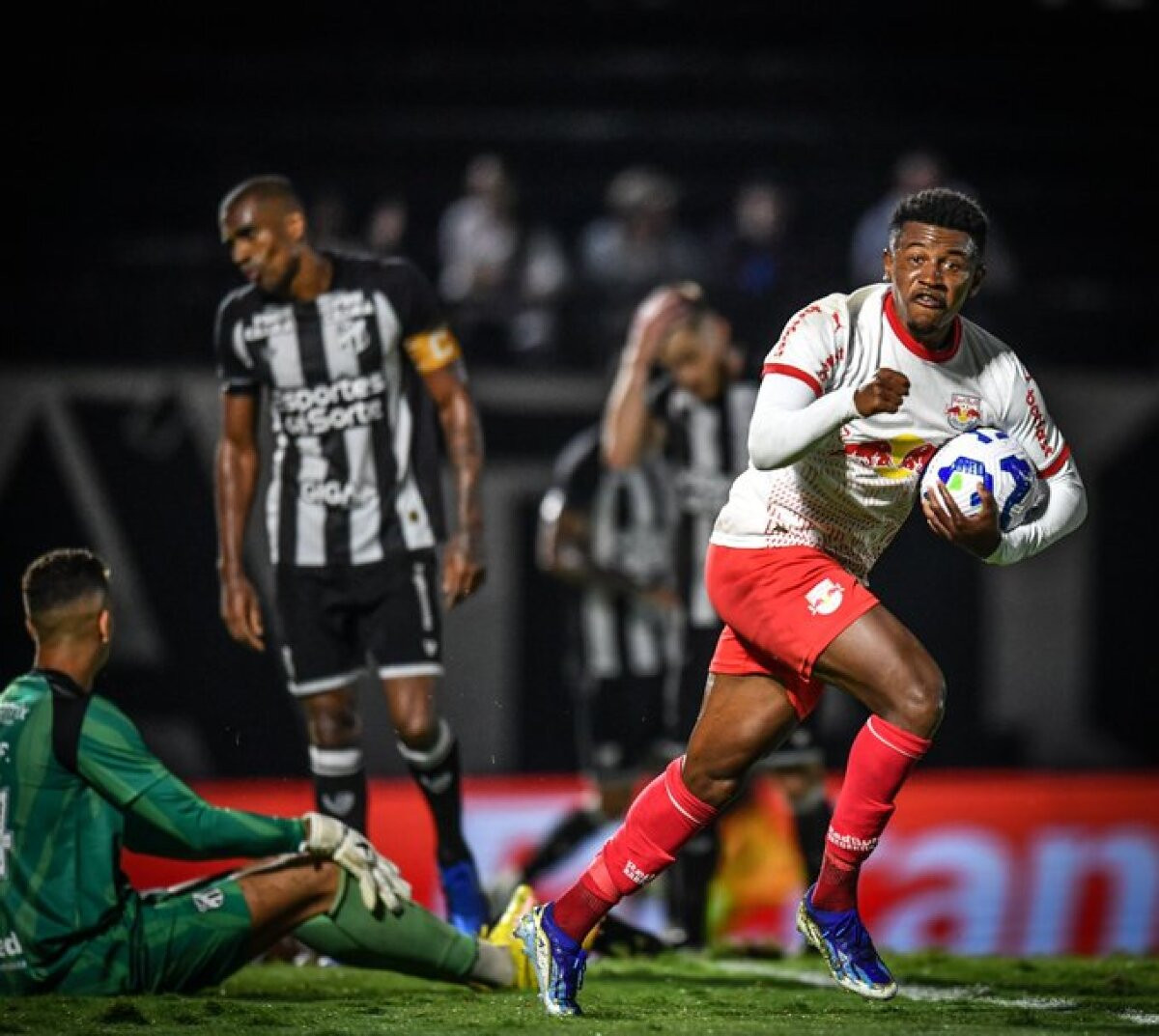 Red Bull Bragantino 2 x 2 Ceará - Campeonato Brasileiro de 2025
