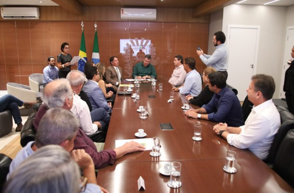 Governo anuncia R$ 25 milhões e exige nova gestão na Santa Casa