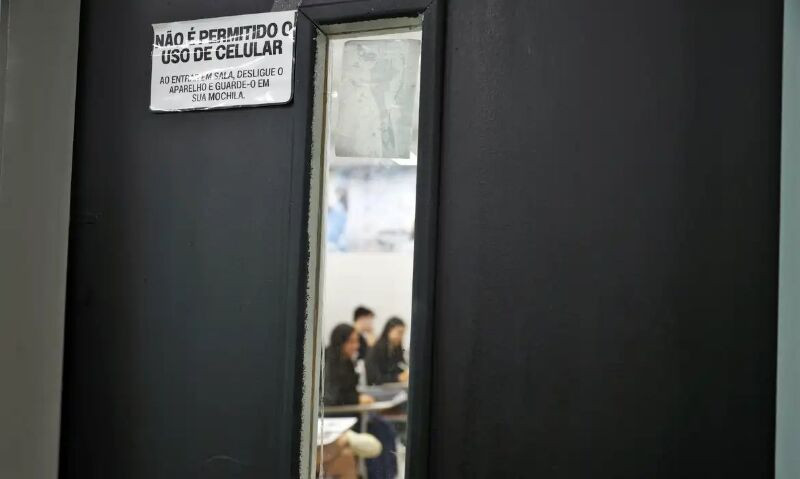 Brasília (DF), 24/10/2024 - Alunos do colégio Galois em sala de aula na preparação dos últimos dias antes da prova do Enem 2024