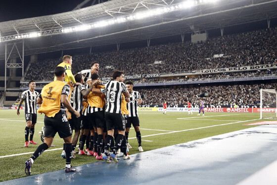 Botafogo 3 x 2 Estudiantes - Copa Libertadores 2025