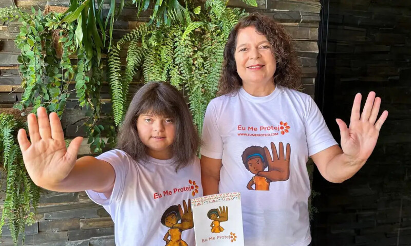 Brasília - 17/05/2025 Imagens da cartilha Eu me Protejo. Patricia Almeida e a filha Amanda Foto arquivo pessoal