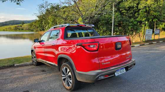 Fiat Toro encara novos caminhos com motor 2.2 turbodiesel