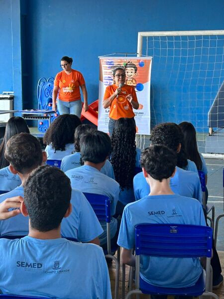 A cada ano mais estruturada, campanha para combater e amenizar dores do abuso sexual se fortalece durante o Maio Laranja