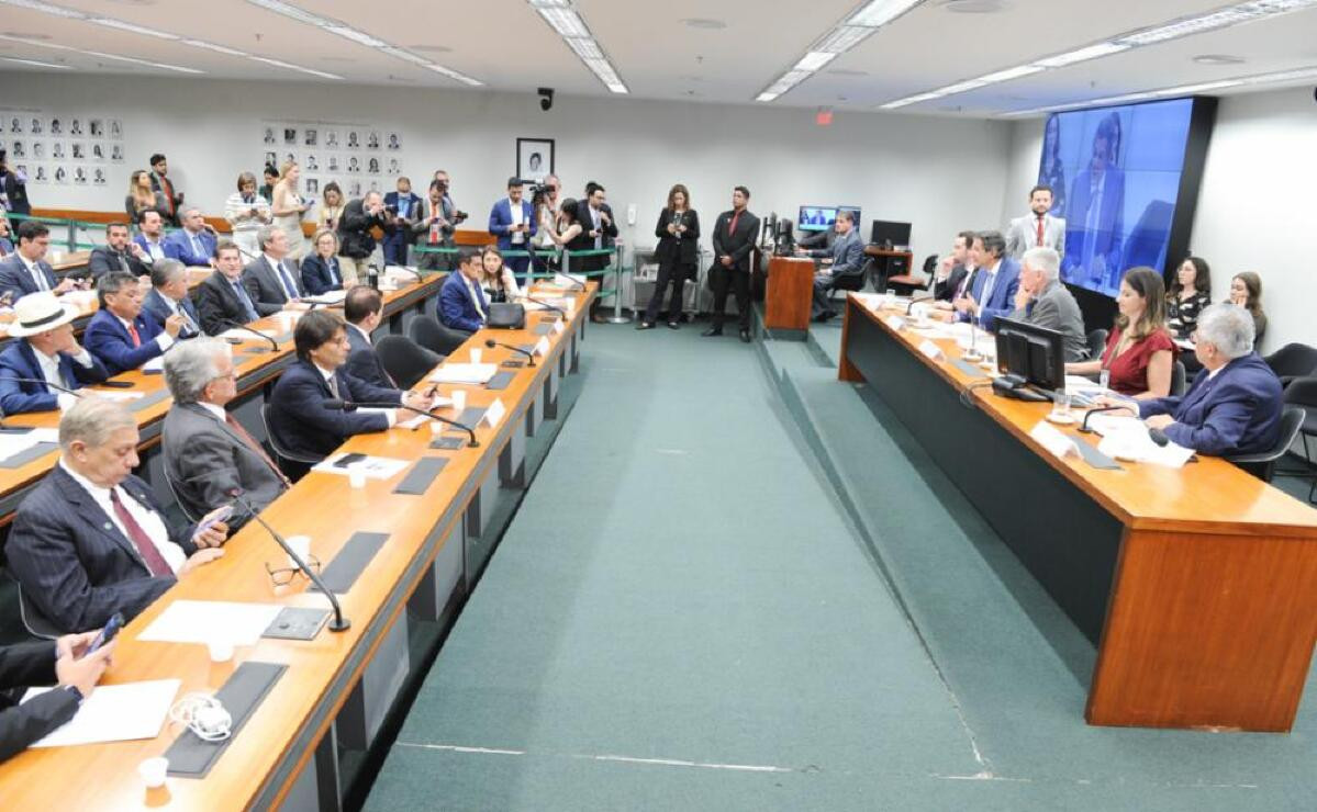 Haddad defende fim da isenção de IR sobre títulos privados