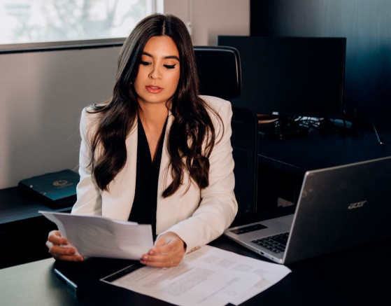 Stephanie Canale, advogada especialista em direito médico