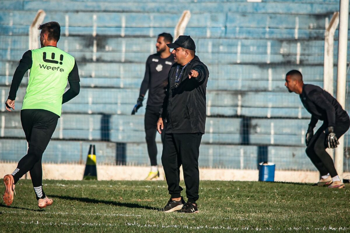 Técnico Rhafael Pereira Treino do Operário FC
