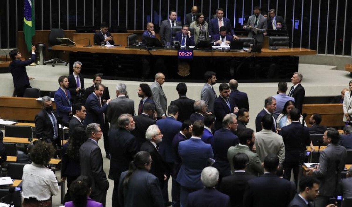Câmara aprova PL que reduz exigências para licenciamento ambiental