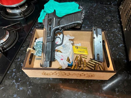 PF desmantela grupo de tráfico com carros de luxo e armas em operação em Campo Grande