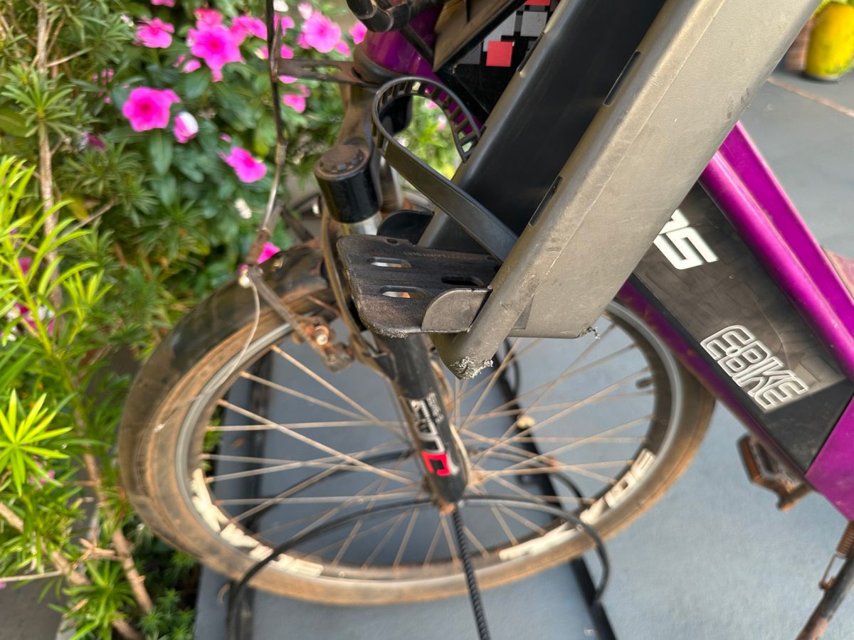 Criança de 2 anos morre após cair de bicicleta elétrica em Mato Grosso do Sul
