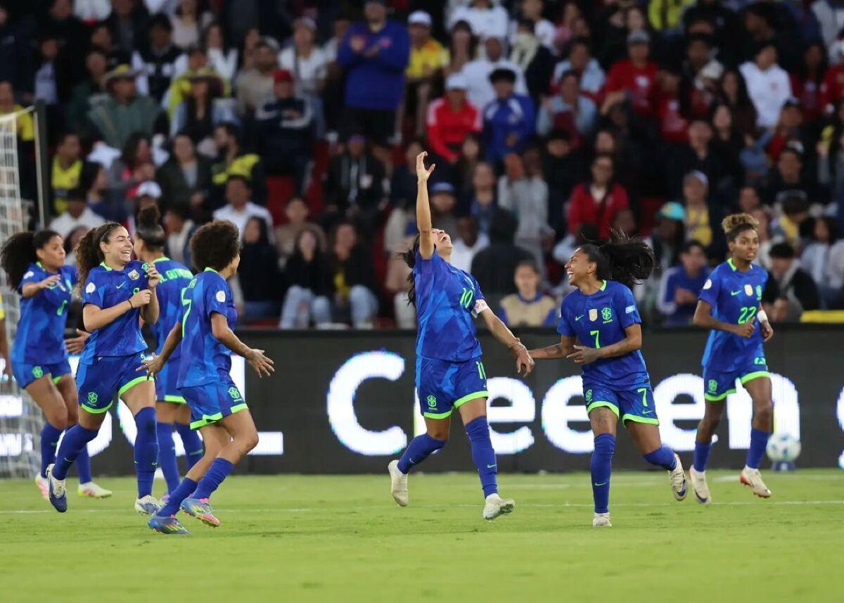 Seleção Brasileira 4 (4) X 4 (3)  Colômbia - Copa América Feminina 2025 - Campeão
