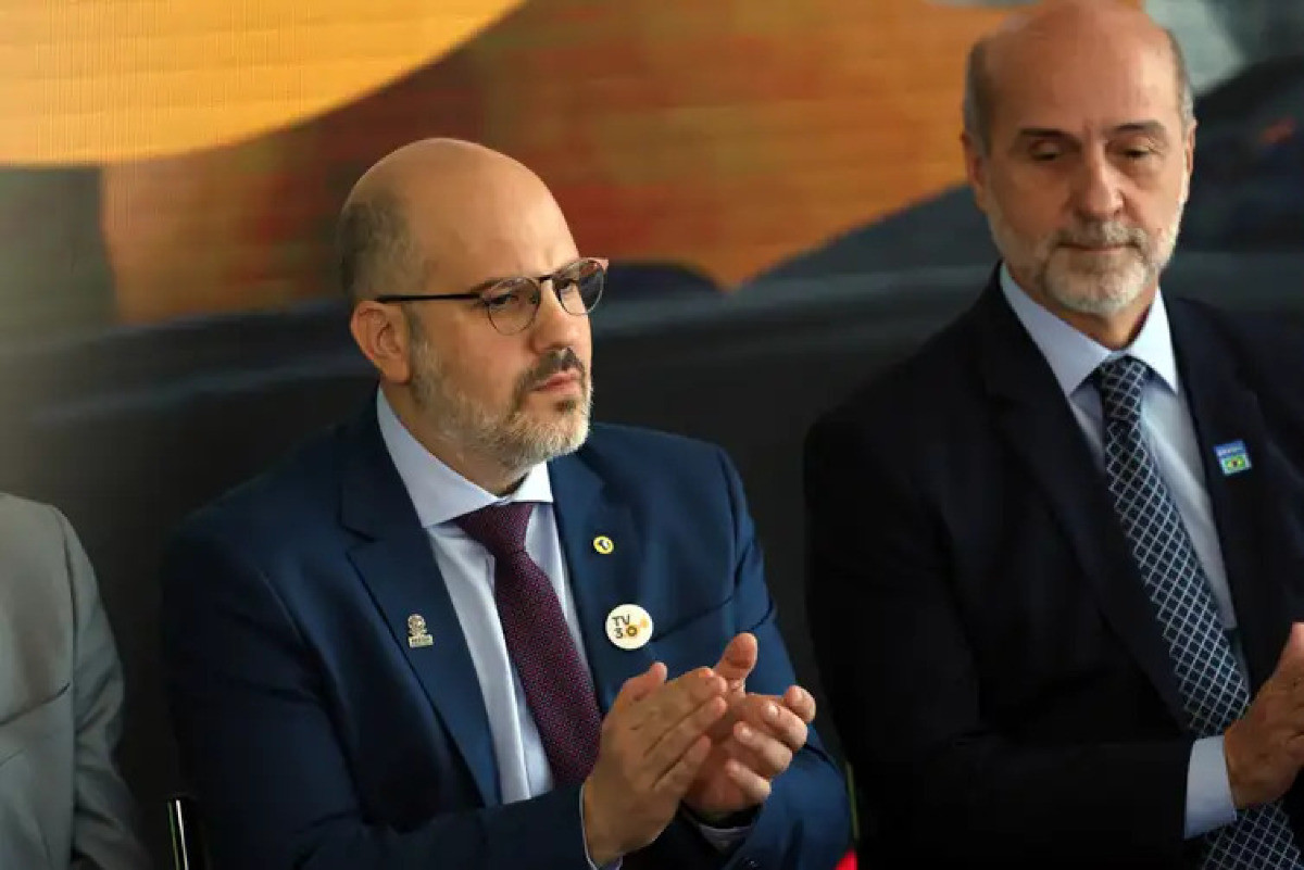 Lula assina decreto da TV 3.0; novo sistema deve começar em 2026
