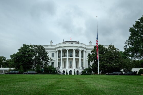 Ativista ligado a Trump é morto em universidade dos EUA