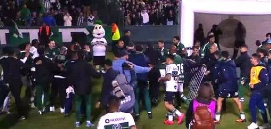 Coritiba 0 x 0 Goiás - Campeonato Brasileiro da Série B de 2025 - Briga generalizada