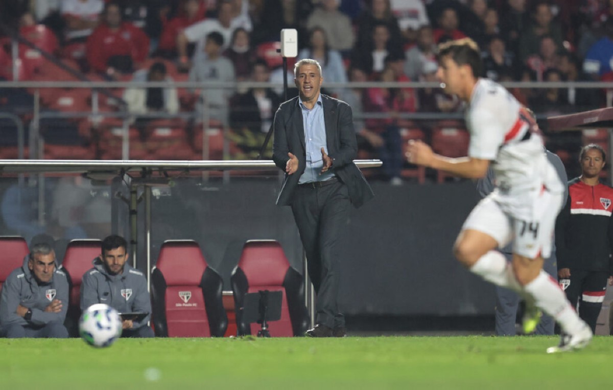 São Paulo 1 x 0 Botafogo - Campeonato Brasileiro Série A 2025 -  Técnico Hernán Crespo 