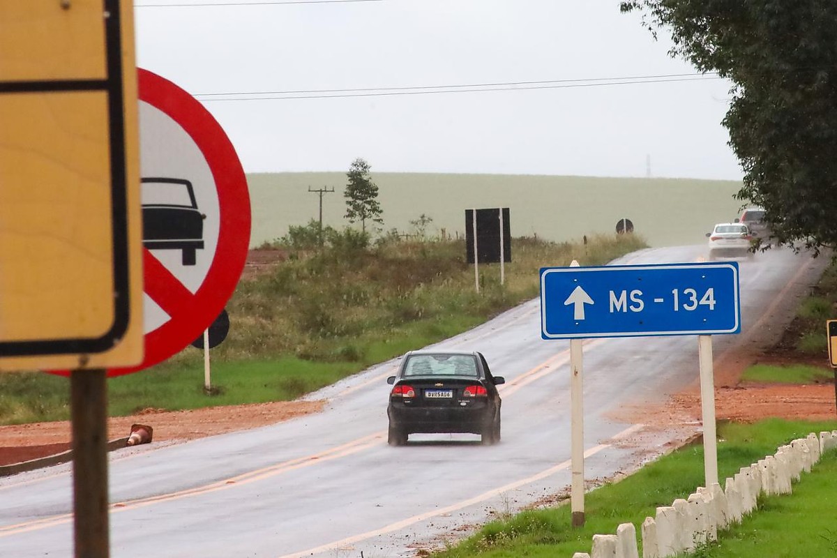 Entregas Obras em Nova Andradina pavimenta&ccedil;&atilde;o da Estrada Municipal NA-18 - Governador Riedel