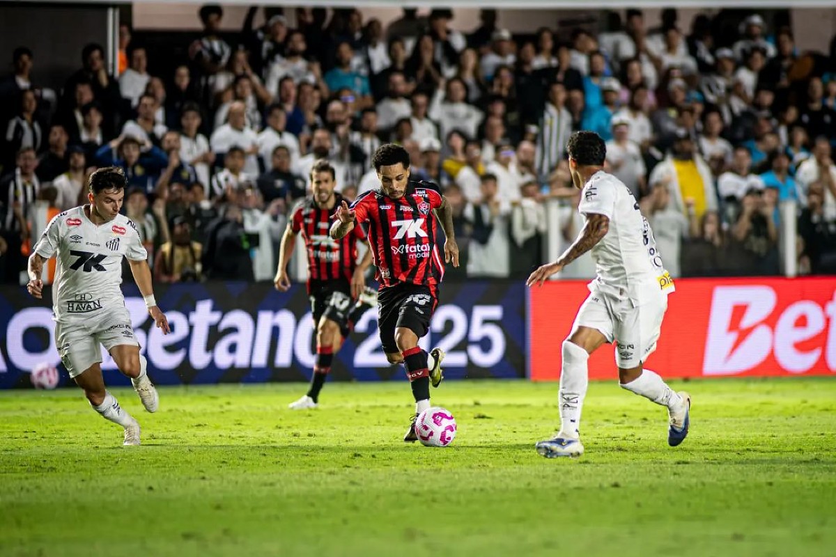 Santos 0 x 1 Vitória - Campeonato Brasileiro Série A 2025