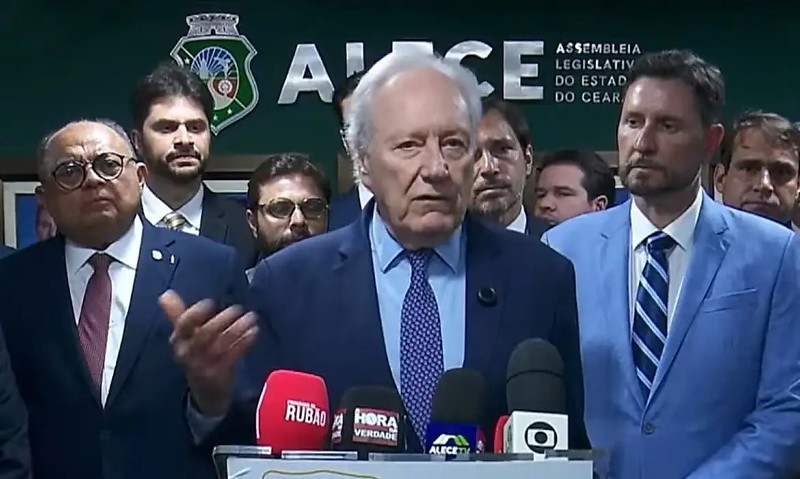 Fortaleza (CE), 28/10/2025 - Ministro da Justiça e Segurança Pública, Ricardo Lewandowski fala durante entrevista coletiva