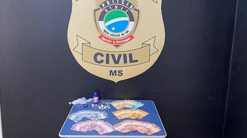 O estabelecimento investigado funcionava como bar, mas, segundo a polícia, era apenas fachada para a venda de entorpecentes