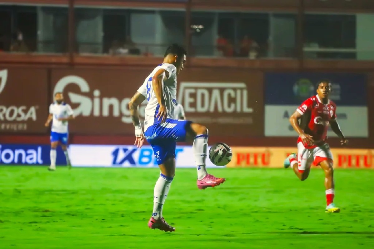 Vila Nova 2 x 2 Avaí - Campeonato Brasileiro Série B 2025