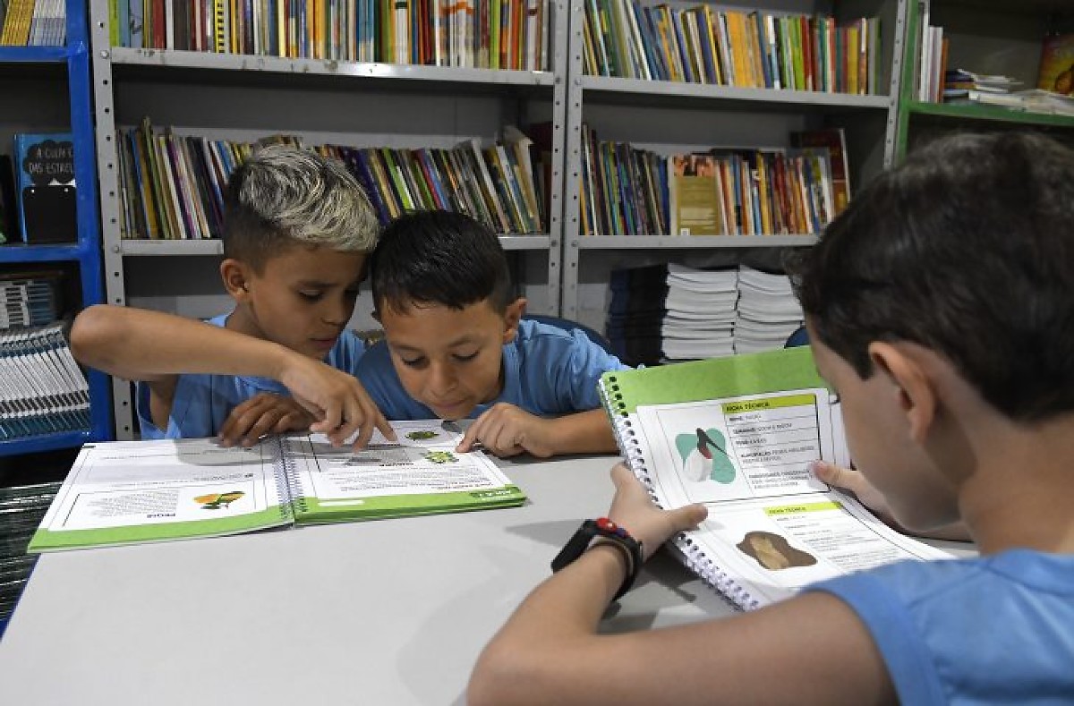 Campo Grande fixa meta de alfabetizar alunos até o fim do 2º ano