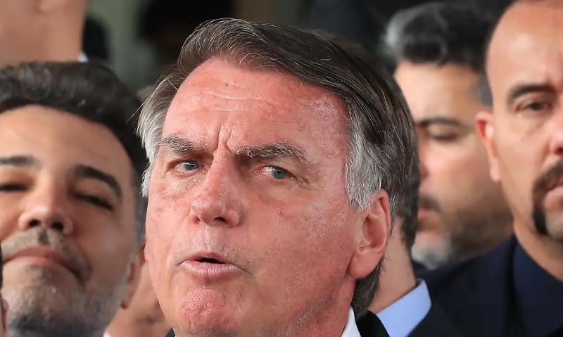Brasília (DF), 26/03/2025 - Ex-presidente Jair Bolsonaro durante declaração a imprensa após virar Réu no STF