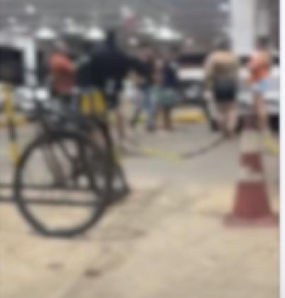 Vídeo mostra tumulto no Aero Rancho; policial da reserva diz ter reagido a agressões.